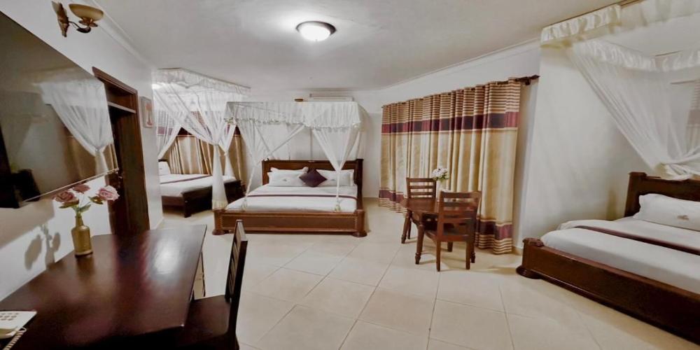 Triple Room With Lake View